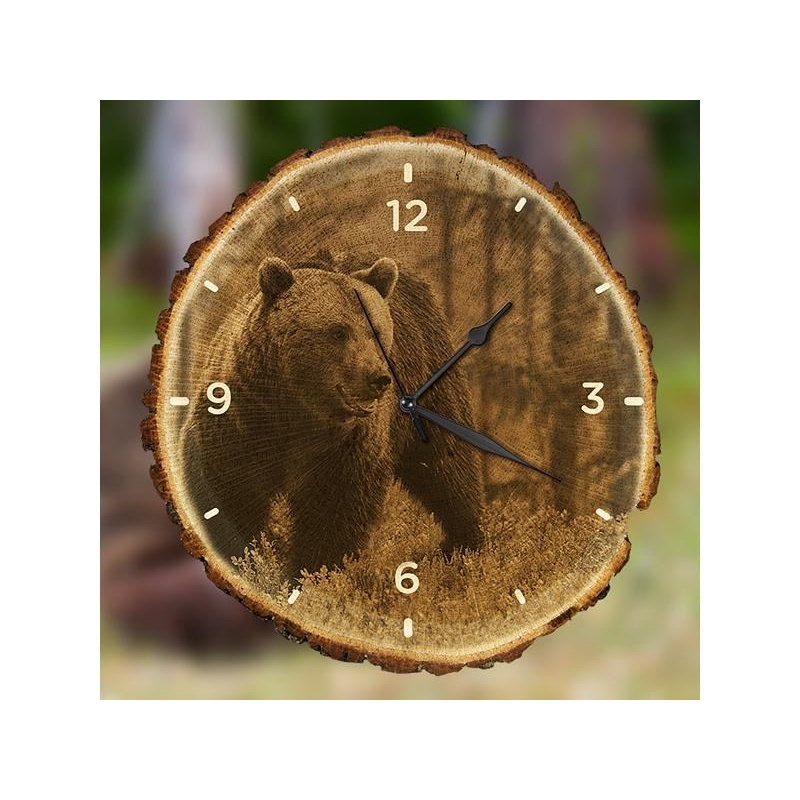 Lovecké nástěnné hodiny - medvěd v lese
