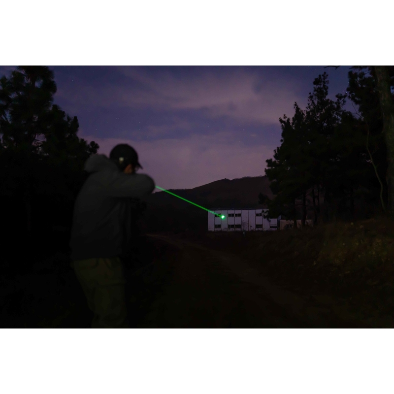 Světlo na zbraň Olight Odin GL-M 1500 lm - zelený laser 25
