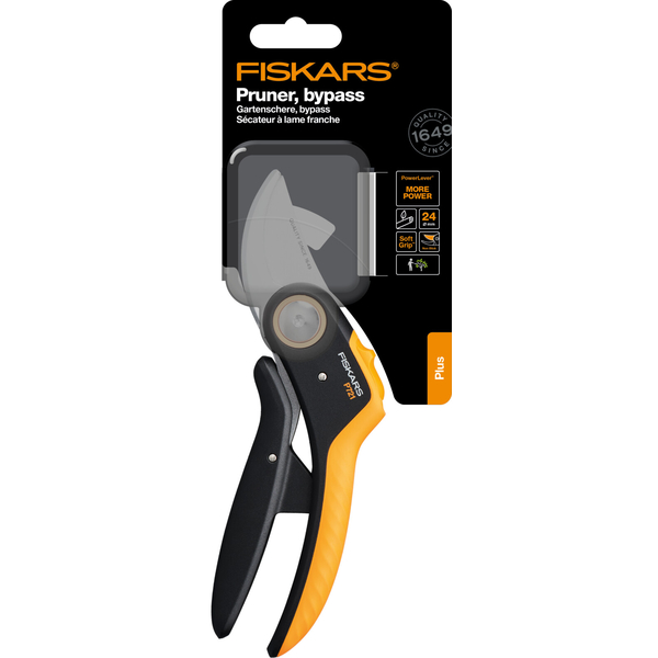 Dvoučepelové zahradní nůžky FISKARS Plus P521 1