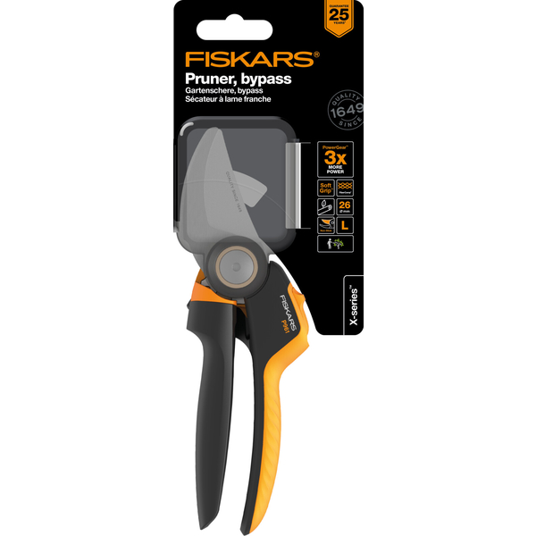 Dvoučepelové zahradní nůžky FISKARS X-Series P961 (L) 1