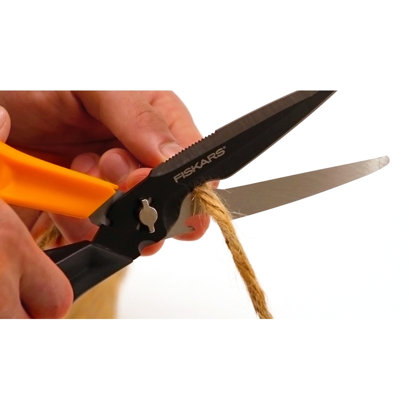 Multifunkční nůžky FISKARS Solid Cuts + More SP341 6