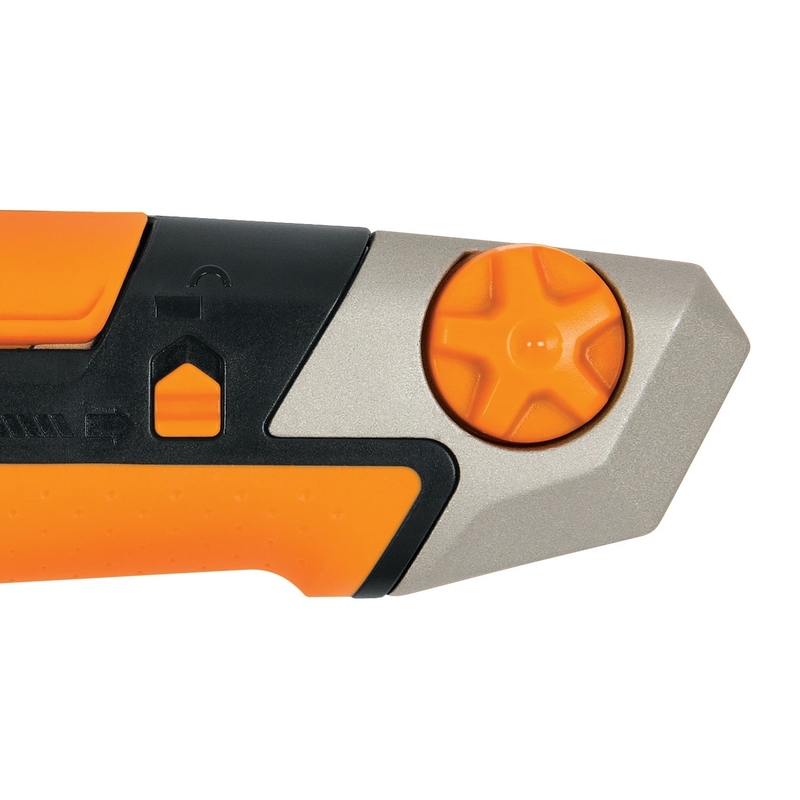 Odlamovací nůž FISKARS CarbonMax 25 mm 3