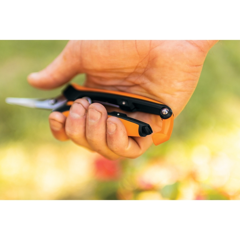 Zastřihovací nůžky FISKARS Micro-Tip Solid SP160 11