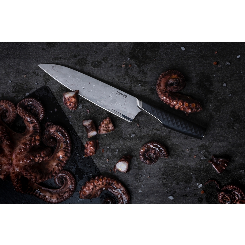 Velký titanový kuchařský nůž FISKARS Taiten, 20 cm 3
