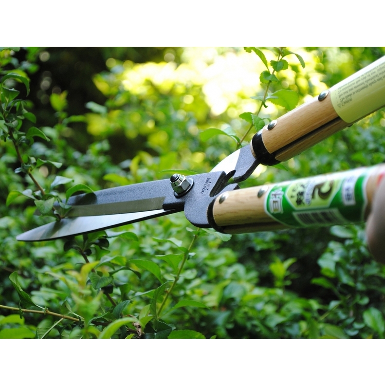 Profesionální zahradní nůžky Okatsune 231 1