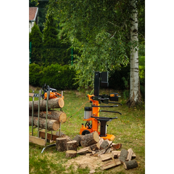 Vertikální štípačka dřeva VILLAGER VLS 8T-107 34